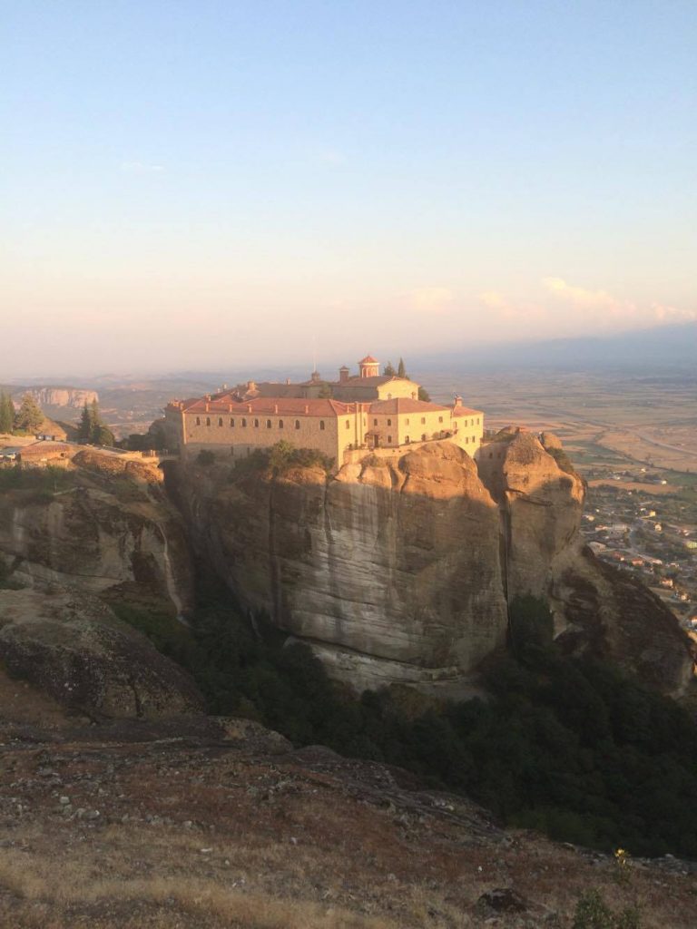 Manastire Meteora-min