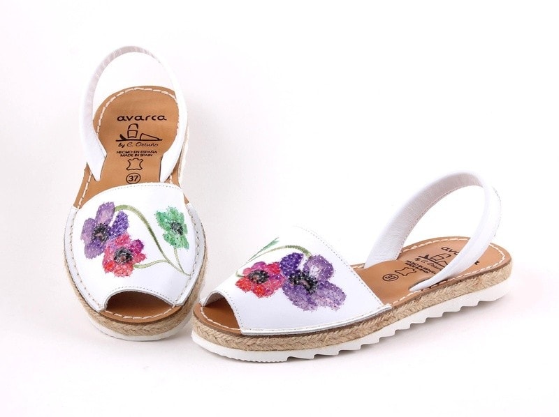 sandale-cu-platforma-avarca-din-piele-naturala-model-flowers39-min